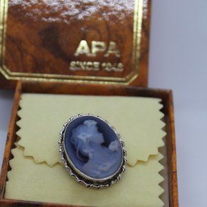 Sterling Silver Giovanni Cameo necklace pin